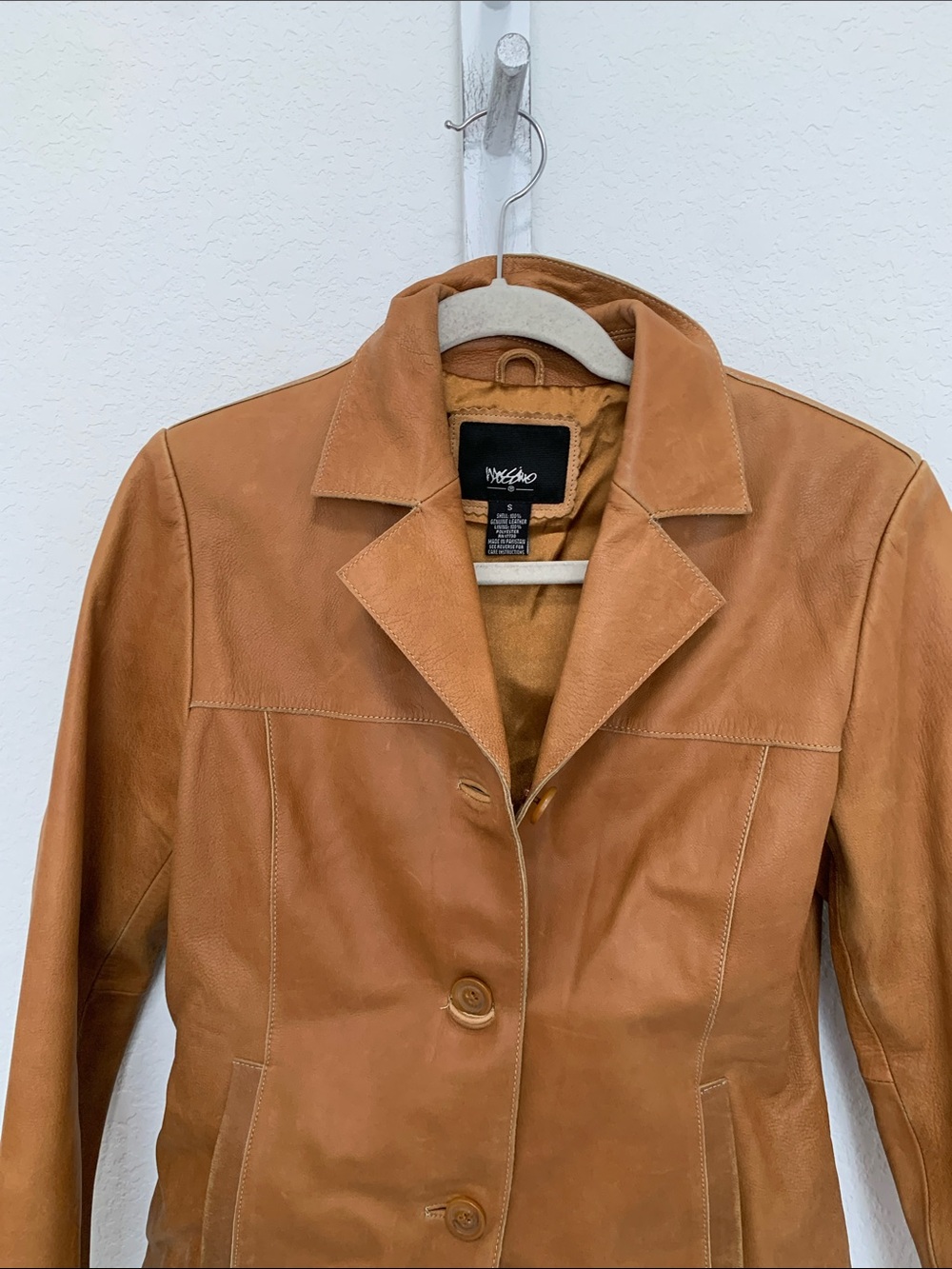 Vintage Messino Tailored Tan Leather Jacket - Picture 3 of 8